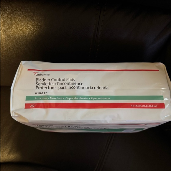 Cardinal Health Bladder Control Pads With Wings - 42 Count White - Picture 5 of 5